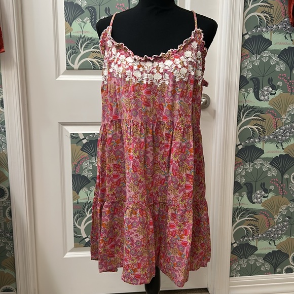 NWOT Natural Life Summer Dress. 100% rayon.
1X - Picture 2 of 7